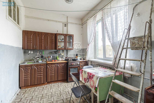 Продаж 3 кімнатної квартири (91,3/57/11,6), 5 пов. 5 пов. будинку, <a class="location-link" href="/kiev/" title="Недвижимость Київ">Київ</a>, <a class="location-link" href="/kiev/obolonskij/" title="Недвижимость Оболонський район">Оболонський р-н</a>, Вишгородська вул., 56/2 (изображение 4)