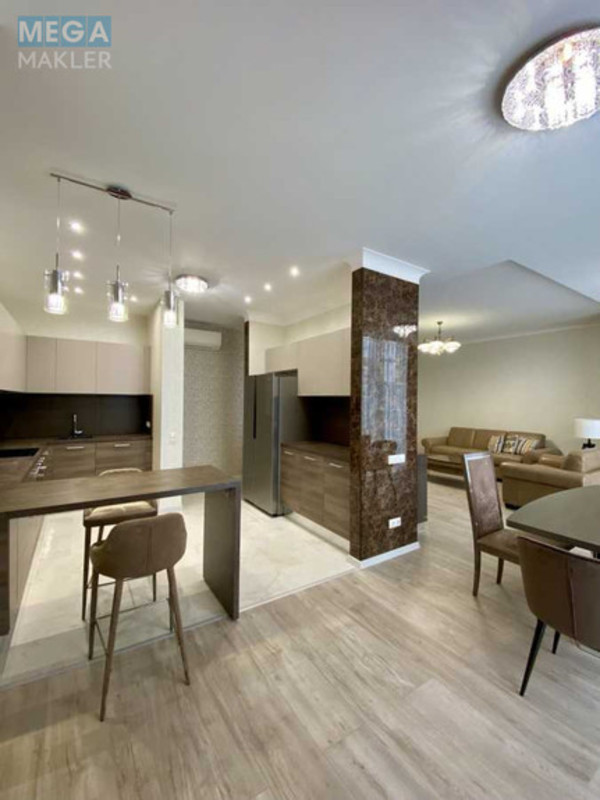 Оренда 3 кімнатної квартири, <a class="location-link" href="/kiev/" title="Недвижимость Київ">Київ</a>, <a class="location-link" href="/kiev/pecherskij/" title="Недвижимость Печерський район">Печерський р-н</a>, Иоанна Павла ІІ ул. (изображение 4)