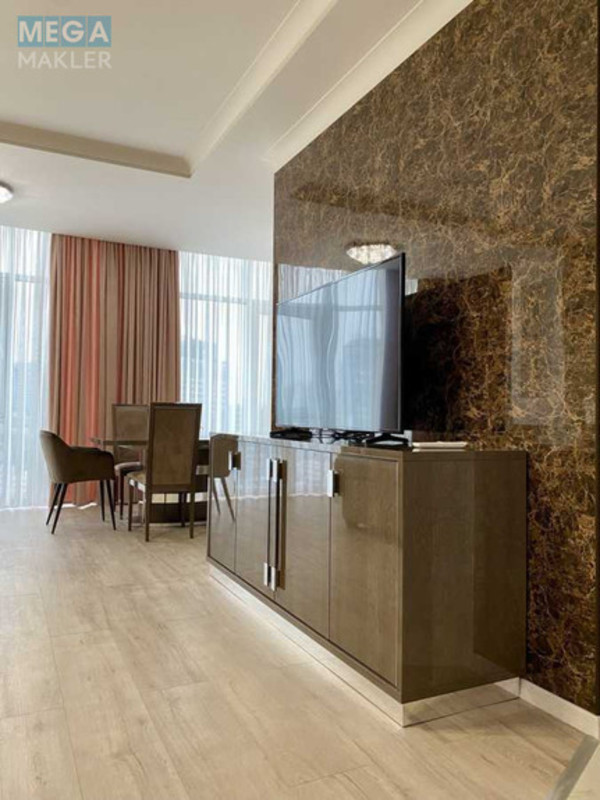 Оренда 3 кімнатної квартири, <a class="location-link" href="/kiev/" title="Недвижимость Київ">Київ</a>, <a class="location-link" href="/kiev/pecherskij/" title="Недвижимость Печерський район">Печерський р-н</a>, Иоанна Павла ІІ ул. (изображение 10)