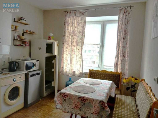 Оренда 1 кімнатної квартири, <a class="location-link" href="/kiev/" title="Недвижимость Київ">Київ</a>, <a class="location-link" href="/kiev/dneprovskij/" title="Недвижимость Дніпровський район">Дніпровський р-н</a>, Алма-Атинская ул., 37Б (изображение 10)