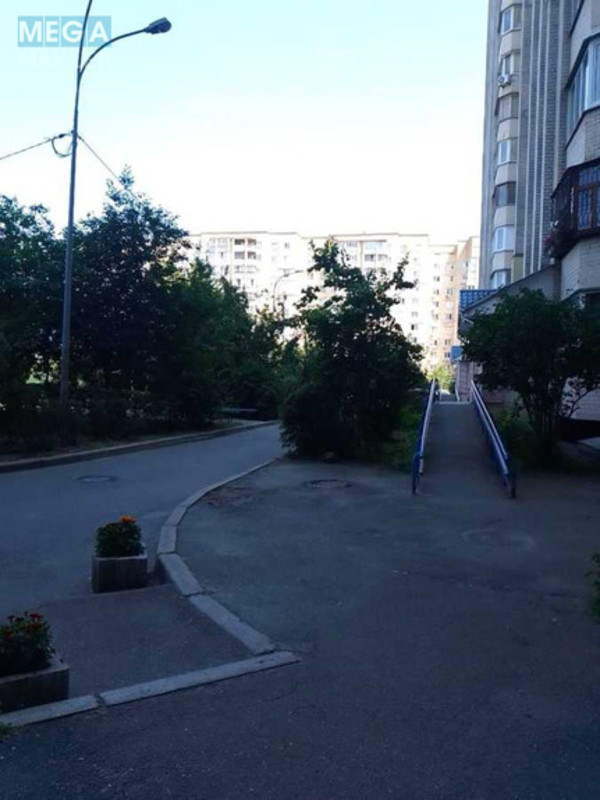 Продаж 1 кімнатної квартири (52/23/12), 2 пов. 14 пов. будинку, <a class="location-link" href="/kiev/" title="Недвижимость Київ">Київ</a>, <a class="location-link" href="/kiev/dneprovskij/" title="Недвижимость Дніпровський район">Дніпровський р-н</a>, Алма-Атинская ул., 41Б (изображение 22)