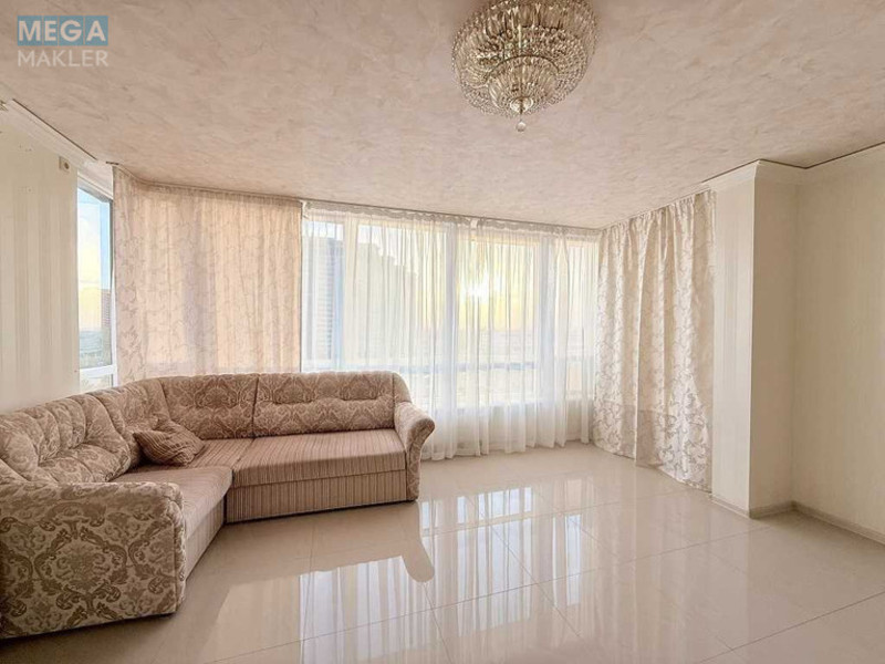 Продаж 1 кімнатної квартири (65/25/28), 7 пов. 7 пов. будинку, <a class="location-link" href="/kiev/" title="Недвижимость Київ">Київ</a>, <a class="location-link" href="/kiev/goloseevskij/" title="Недвижимость Голосіївський район">Голосіївський р-н</a>, Практична вул., 2 (изображение 2)