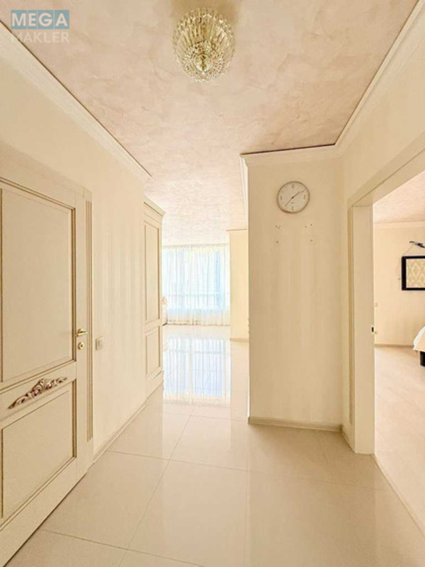 Продаж 1 кімнатної квартири (65/25/28), 7 пов. 7 пов. будинку, <a class="location-link" href="/kiev/" title="Недвижимость Київ">Київ</a>, <a class="location-link" href="/kiev/goloseevskij/" title="Недвижимость Голосіївський район">Голосіївський р-н</a>, Практична вул., 2 (изображение 9)