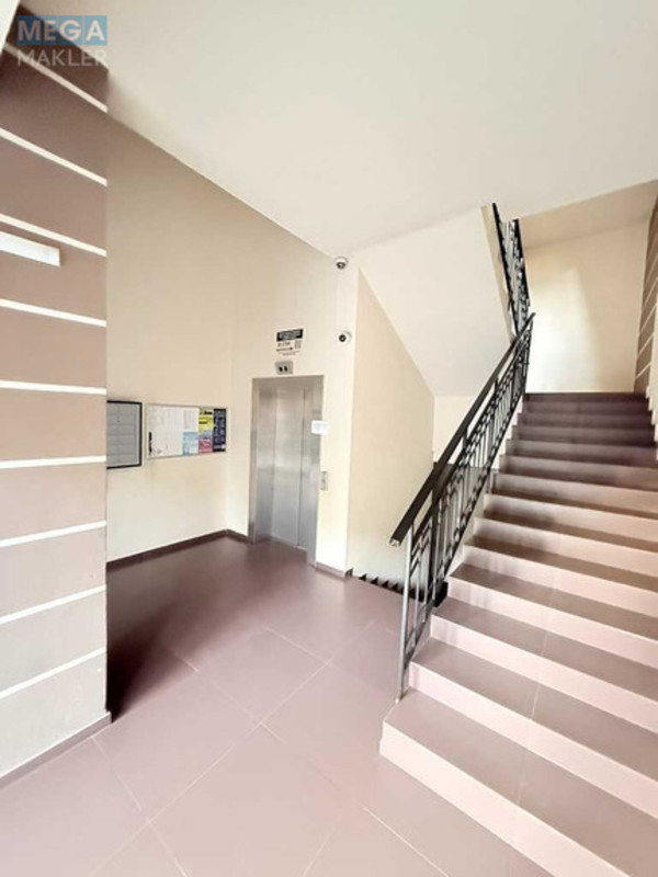 Продаж 1 кімнатної квартири (65/25/28), 7 пов. 7 пов. будинку, <a class="location-link" href="/kiev/" title="Недвижимость Київ">Київ</a>, <a class="location-link" href="/kiev/goloseevskij/" title="Недвижимость Голосіївський район">Голосіївський р-н</a>, Практична вул., 2 (изображение 14)