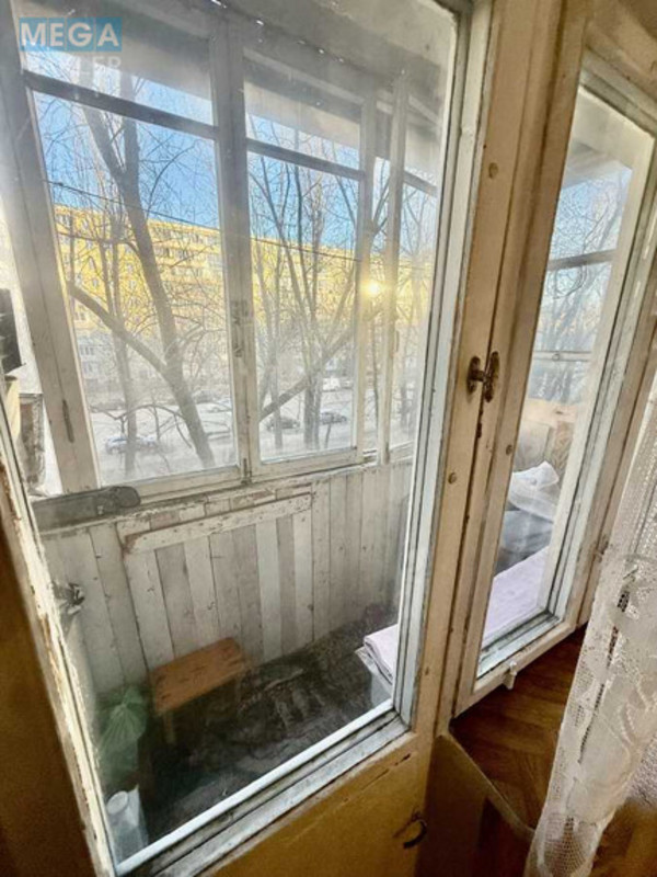 Продаж 2 кімнатної квартири (44/26/6), 3 пов. 5 пов. будинку, <a class="location-link" href="/kiev/" title="Недвижимость Київ">Київ</a>, <a class="location-link" href="/kiev/solomenskij/" title="Недвижимость Солом'янський район">Солом'янський р-н</a>, Відрадний просп., 12 (изображение 10)