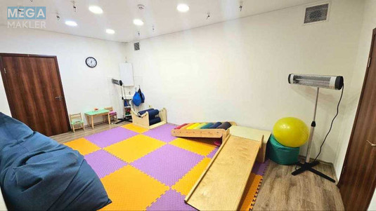 Оренда комерційної нерухомості, 162&nbsp;кв.м, под офис, <a class="location-link" href="/kiev/" title="Недвижимость Київ">Київ</a>, <a class="location-link" href="/kiev/pecherskij/" title="Недвижимость Печерський район">Печерський р-н</a>, Щорса ул., 27 (изображение 8)