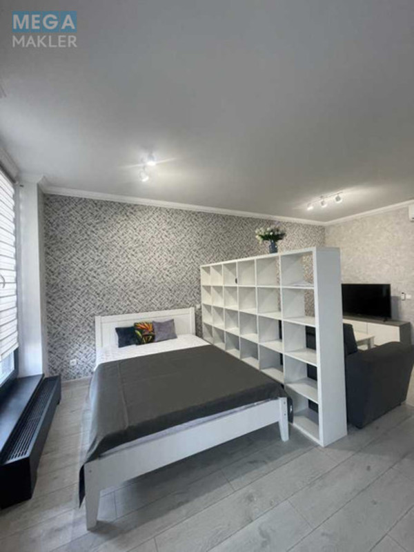 Оренда 1 кімнатної квартири, <a class="location-link" href="/kiev/" title="Недвижимость Київ">Київ</a>, <a class="location-link" href="/kiev/pecherskij/" title="Недвижимость Печерський район">Печерський р-н</a>, Антоновича вул., 74 (изображение 2)