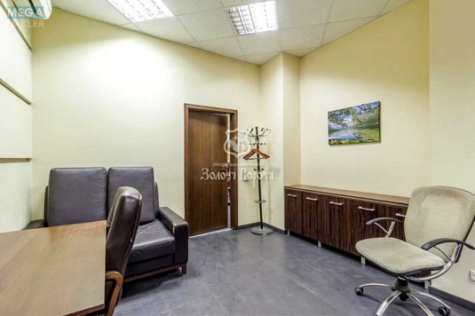 Оренда комерційної нерухомості, 276&nbsp;кв.м, <a class="location-link" href="/kiev/" title="Недвижимость Київ">Київ</a>, <a class="location-link" href="/kiev/shevchenkovskij/" title="Недвижимость Шевченківський район">Шевченківський р-н</a>, Дмитрівська вул., 69 (изображение 2)