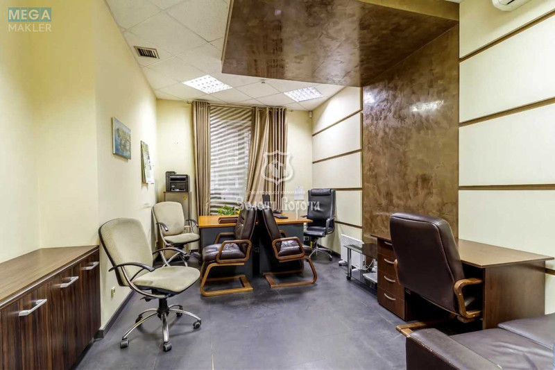 Оренда комерційної нерухомості, 276&nbsp;кв.м, <a class="location-link" href="/kiev/" title="Недвижимость Київ">Київ</a>, <a class="location-link" href="/kiev/shevchenkovskij/" title="Недвижимость Шевченківський район">Шевченківський р-н</a>, Дмитрівська вул., 69 (изображение 4)