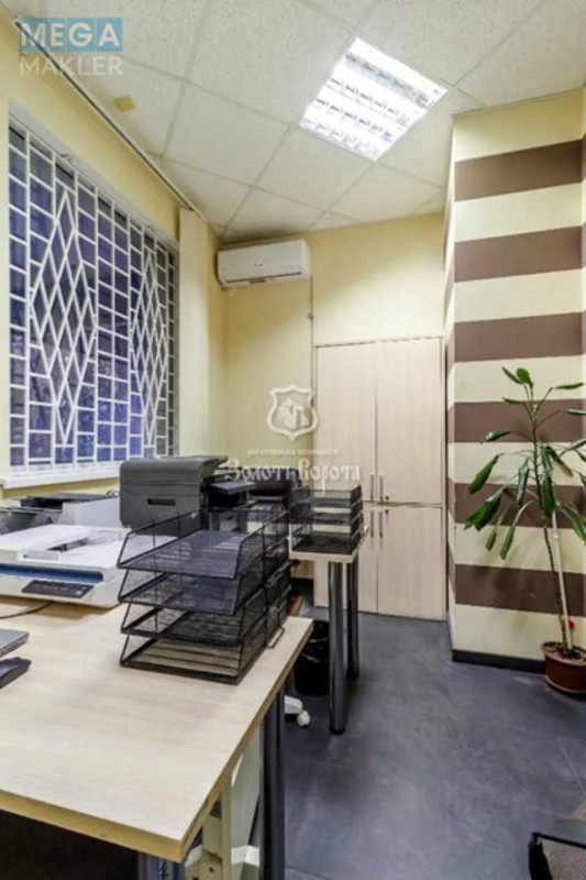 Оренда комерційної нерухомості, 276&nbsp;кв.м, <a class="location-link" href="/kiev/" title="Недвижимость Київ">Київ</a>, <a class="location-link" href="/kiev/shevchenkovskij/" title="Недвижимость Шевченківський район">Шевченківський р-н</a>, Дмитрівська вул., 69 (изображение 9)