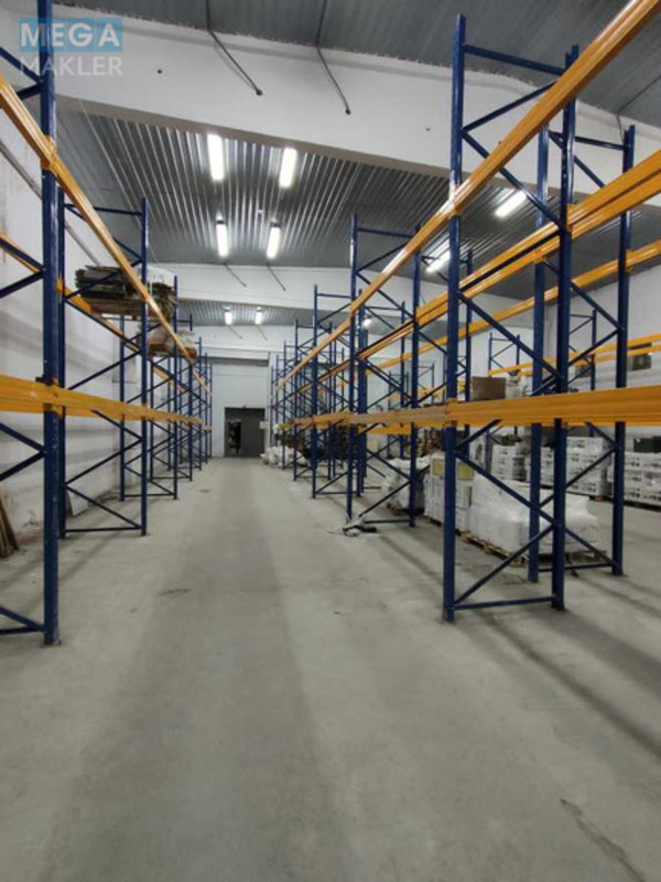 Оренда комерційної нерухомості, 300&nbsp;кв.м, под склад, <a class="location-link" href="/kiev/" title="Недвижимость Київ">Київ</a>, <a class="location-link" href="/kiev/goloseevskij/" title="Недвижимость Голосіївський район">Голосіївський р-н</a>, Будіндустрії вул., 8Б (изображение 3)