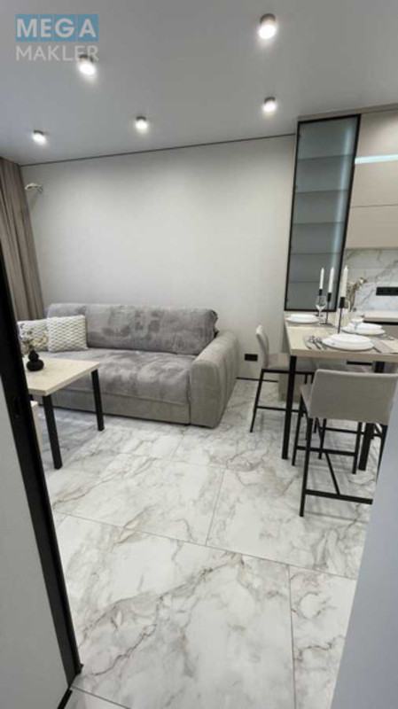 Оренда 2 кімнатної квартири, <a class="location-link" href="/kiev/" title="Недвижимость Київ">Київ</a>, <a class="location-link" href="/kiev/goloseevskij/" title="Недвижимость Голосіївський район">Голосіївський р-н</a>, Кольцевая дорога, 1 (изображение 5)