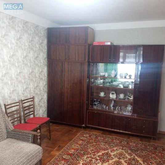 Оренда 1 кімнатної квартири, <a class="location-link" href="/kiev/" title="Недвижимость Київ">Київ</a>, <a class="location-link" href="/kiev/pecherskij/" title="Недвижимость Печерський район">Печерський р-н</a>, Правобережна вул., 3 (изображение 3)