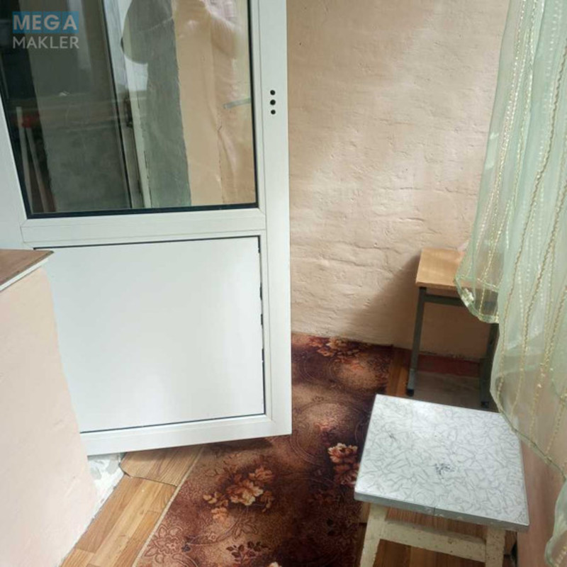 Оренда 1 кімнатної квартири, <a class="location-link" href="/kiev/" title="Недвижимость Київ">Київ</a>, <a class="location-link" href="/kiev/pecherskij/" title="Недвижимость Печерський район">Печерський р-н</a>, Правобережна вул., 3 (изображение 9)