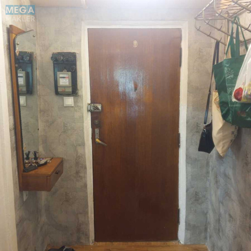 Оренда 1 кімнатної квартири, <a class="location-link" href="/kiev/" title="Недвижимость Київ">Київ</a>, <a class="location-link" href="/kiev/pecherskij/" title="Недвижимость Печерський район">Печерський р-н</a>, Правобережна вул., 3 (изображение 12)