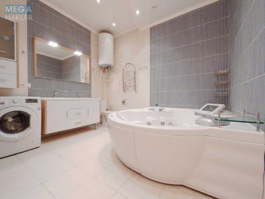 Оренда 3 кімнатної квартири, <a class="location-link" href="/kiev/" title="Недвижимость Київ">Київ</a>, <a class="location-link" href="/kiev/shevchenkovskij/" title="Недвижимость Шевченківський район">Шевченківський р-н</a>, Саксаганского ул., 121 (изображение 15)