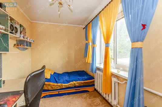 Продаж дома, 2&nbsp;поверху, 255&nbsp;кв.м, 4&nbsp;кімнати, ділянка 25&nbsp;соток, <a class="location-link" href="/zheleznodorozhnoe-selo-pl/" title="Недвижимость Залізничне">Залізничне</a>, Зоряна, 1 (изображение 10)