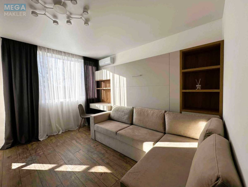 Оренда 1 кімнатної квартири, <a class="location-link" href="/kiev/" title="Недвижимость Київ">Київ</a>, <a class="location-link" href="/kiev/solomenskij/" title="Недвижимость Солом'янський район">Солом'янський р-н</a>, Михайла Дерегуса вул., 42 (изображение 2)