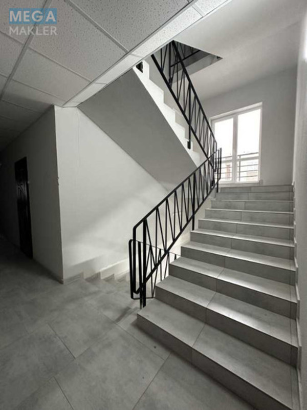 Оренда 1 кімнатної квартири, <a class="location-link" href="/kiev/" title="Недвижимость Київ">Київ</a>, <a class="location-link" href="/kiev/solomenskij/" title="Недвижимость Солом'янський район">Солом'янський р-н</a>, Михайла Дерегуса вул., 42 (изображение 12)