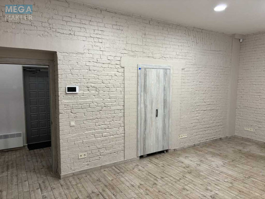 Оренда комерційної нерухомості, 56&nbsp;кв.м, под офис, <a class="location-link" href="/kiev/" title="Недвижимость Київ">Київ</a>, <a class="location-link" href="/kiev/pecherskij/" title="Недвижимость Печерський район">Печерський р-н</a>, Лютеранская ул., 16 (изображение 8)