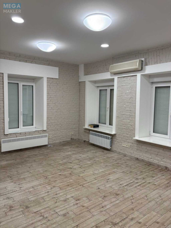 Оренда комерційної нерухомості, 56&nbsp;кв.м, под офис, <a class="location-link" href="/kiev/" title="Недвижимость Київ">Київ</a>, <a class="location-link" href="/kiev/pecherskij/" title="Недвижимость Печерський район">Печерський р-н</a>, Лютеранская ул., 16 (изображение 12)