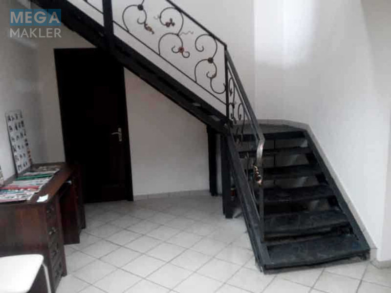 Оренда окремої будівлі/побудови, 265&nbsp;кв.м, <a class="location-link" href="/kiev/" title="Недвижимость Київ">Київ</a>, <a class="location-link" href="/kiev/dneprovskij/" title="Недвижимость Дніпровський район">Дніпровський р-н</a>, Юрія Гагаріна просп., 9 (изображение 5)