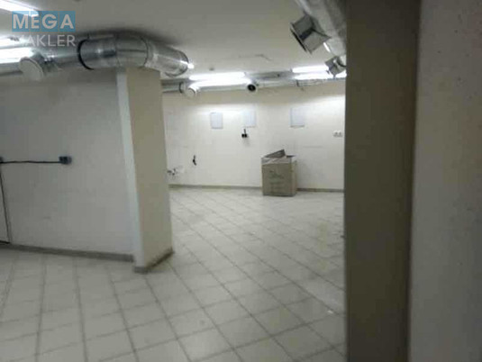 Оренда окремої будівлі/побудови, 265&nbsp;кв.м, <a class="location-link" href="/kiev/" title="Недвижимость Київ">Київ</a>, <a class="location-link" href="/kiev/dneprovskij/" title="Недвижимость Дніпровський район">Дніпровський р-н</a>, Юрія Гагаріна просп., 9 (изображение 10)