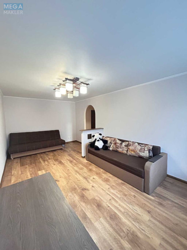 Продаж 1 кімнатної квартири (38/18/8), 1 пов. 5 пов. будинку, <a class="location-link" href="/kiev/" title="Недвижимость Київ">Київ</a>, <a class="location-link" href="/kiev/solomenskij/" title="Недвижимость Солом'янський район">Солом'янський р-н</a>, Любомира Гузара просп., 9а (изображение 8)