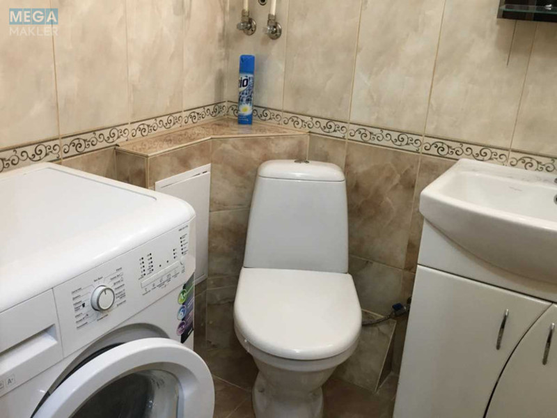 Продаж 2 кімнатної квартири (45/32/7), 3 пов. 9 пов. будинку, <a class="location-link" href="/kiev/" title="Недвижимость Київ">Київ</a>, <a class="location-link" href="/kiev/shevchenkovskij/" title="Недвижимость Шевченківський район">Шевченківський р-н</a>, Берестейский просп., 20 (изображение 12)