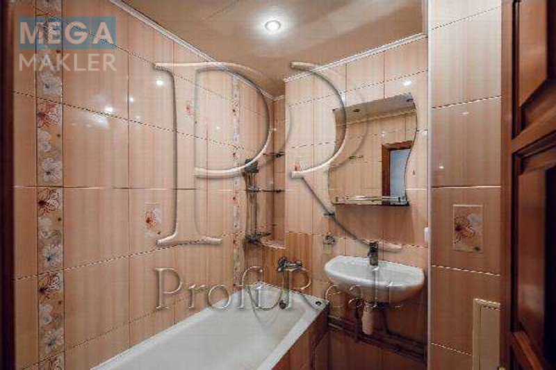 Продаж 3 кімнатної квартири (71/45/8), 1 пов. 16 пов. будинку, <a class="location-link" href="/kiev/" title="Недвижимость Київ">Київ</a>, <a class="location-link" href="/kiev/goloseevskij/" title="Недвижимость Голосіївський район">Голосіївський р-н</a>, Голосіївський проспект, 19 (изображение 16)