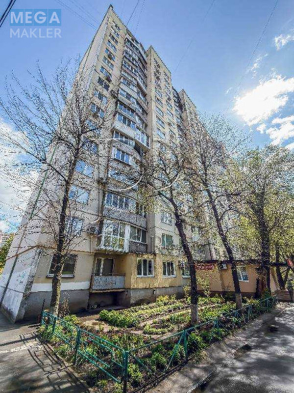 Продаж 3 кімнатної квартири (71/45/8), 1 пов. 16 пов. будинку, <a class="location-link" href="/kiev/" title="Недвижимость Київ">Київ</a>, <a class="location-link" href="/kiev/goloseevskij/" title="Недвижимость Голосіївський район">Голосіївський р-н</a>, Голосіївський проспект, 19 (изображение 20)