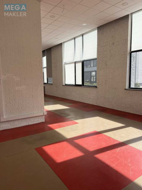 Оренда комерційної нерухомості, 183&nbsp;кв.м, под офис, <a class="location-link" href="/kiev/" title="Недвижимость Київ">Київ</a>, <a class="location-link" href="/kiev/solomenskij/" title="Недвижимость Солом'янський район">Солом'янський р-н</a>, Борщаговская ул. (изображение 3)