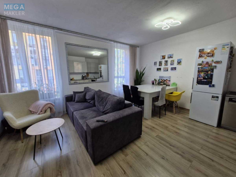 Продаж 2 кімнатної квартири (72/38/27), 3 пов. 9 пов. будинку, <a class="location-link" href="/kiev/" title="Недвижимость Київ">Київ</a>, <a class="location-link" href="/kiev/dneprovskij/" title="Недвижимость Дніпровський район">Дніпровський р-н</a>, Соборности просп., 17 (изображение 8)