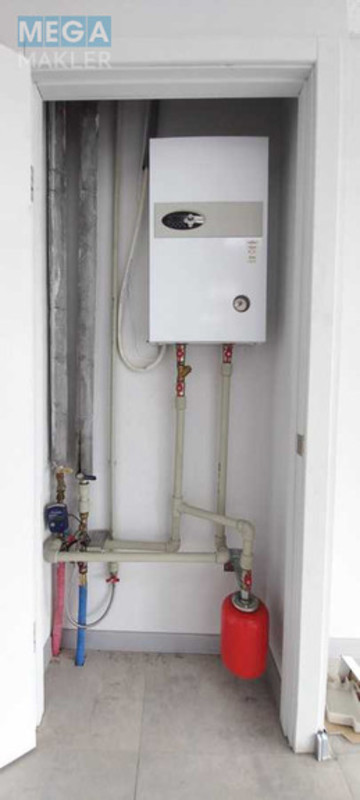 Продаж комерційної нерухомості, 156,50&nbsp;кв.м, под офис, <a class="location-link" href="/kiev/" title="Недвижимость Київ">Київ</a>, <a class="location-link" href="/kiev/darnickij/" title="Недвижимость Дарницький район">Дарницький р-н</a>, Александра Мишуги ул., 10 (изображение 11)