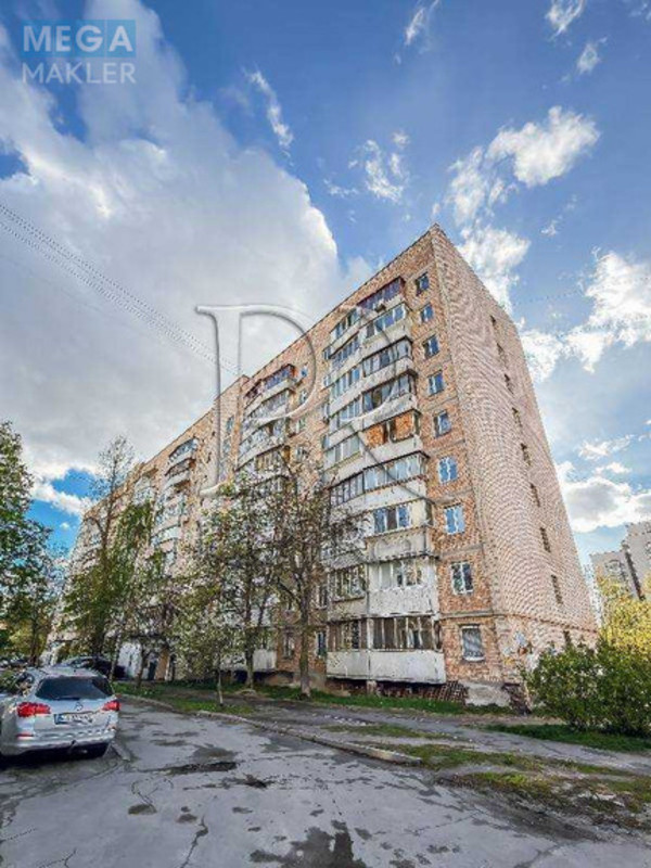Продаж 1 кімнатної квартири (28/13/6), 5 пов. 9 пов. будинку, <a class="location-link" href="/kiev/" title="Недвижимость Київ">Київ</a>, <a class="location-link" href="/kiev/svyatoshinskij/" title="Недвижимость Святошинський район">Святошинський р-н</a>, Симиренка вулиця, 12А (изображение 10)