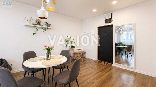 Продаж 1 кімнатної квартири (50/17/23), 15 пов. 23 пов. будинку, <a class="location-link" href="/kiev/" title="Недвижимость Київ">Київ</a>, <a class="location-link" href="/kiev/solomenskij/" title="Недвижимость Солом'янський район">Солом'янський р-н</a>, Генерала Шаповала ул., 20 (изображение 3)