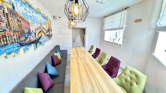 Продаж комерційної нерухомості, 170&nbsp;кв.м, <a class="location-link" href="/sofievskaya-borshagovka/" title="Недвижимость Софіївська Борщагівка">Софіївська Борщагівка</a>, Щаслива, 55 (изображение 6)