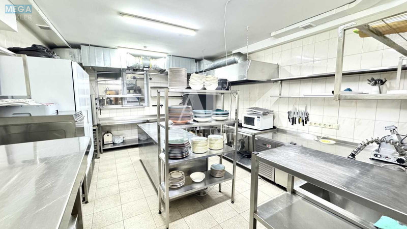 Продаж комерційної нерухомості, 170&nbsp;кв.м, <a class="location-link" href="/sofievskaya-borshagovka/" title="Недвижимость Софіївська Борщагівка">Софіївська Борщагівка</a>, Щаслива, 55 (изображение 13)