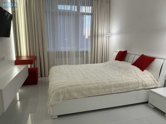 Оренда 2 кімнатної квартири, <a class="location-link" href="/odessa/" title="Недвижимость Одеса">Одеса</a>, <a class="location-link" href="/odessa/primorskij/" title="Недвижимость Приморський район">Приморський р-н</a>, Курортний провулок, 2 (изображение 2)