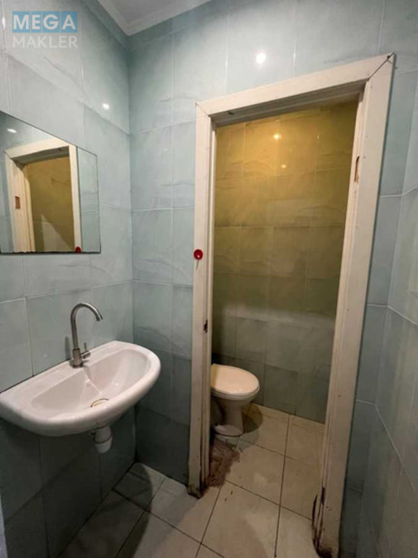 Оренда комерційної нерухомості, 52&nbsp;кв.м, под офис, <a class="location-link" href="/kiev/" title="Недвижимость Київ">Київ</a>, <a class="location-link" href="/kiev/svyatoshinskij/" title="Недвижимость Святошинський район">Святошинський р-н</a>, Святошинская ул., 18 (изображение 5)