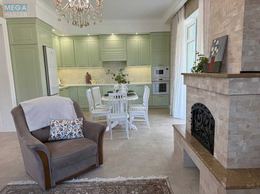 Продаж дома, 2&nbsp;поверху, 165&nbsp;кв.м, 4&nbsp;кімнати, ділянка 12&nbsp;соток, <a class="location-link" href="/romankov/" title="Недвижимость Романків">Романків</a>, Розкішна (изображение 2)