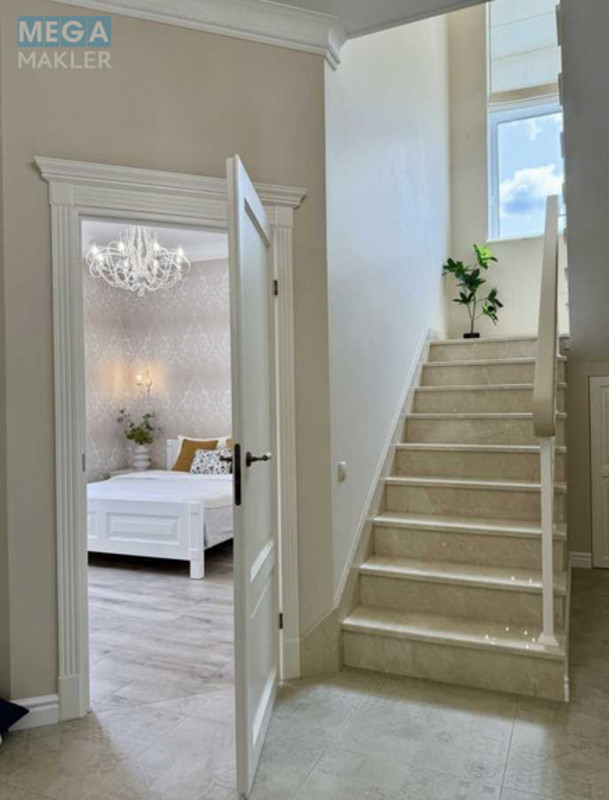 Продаж дома, 2&nbsp;поверху, 165&nbsp;кв.м, 4&nbsp;кімнати, ділянка 12&nbsp;соток, <a class="location-link" href="/romankov/" title="Недвижимость Романків">Романків</a>, Розкішна (изображение 6)