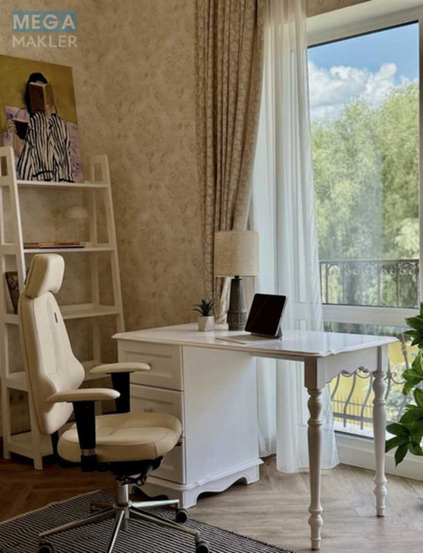 Продаж дома, 2&nbsp;поверху, 165&nbsp;кв.м, 4&nbsp;кімнати, ділянка 12&nbsp;соток, <a class="location-link" href="/romankov/" title="Недвижимость Романків">Романків</a>, Розкішна (изображение 8)