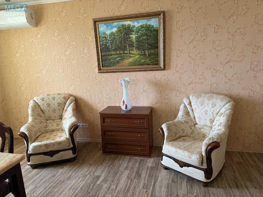 Оренда 3 кімнатної квартири, <a class="location-link" href="/kiev/" title="Недвижимость Київ">Київ</a>, <a class="location-link" href="/kiev/svyatoshinskij/" title="Недвижимость Святошинський район">Святошинський р-н</a>, Генерала Наумова ул., 66 (изображение 6)