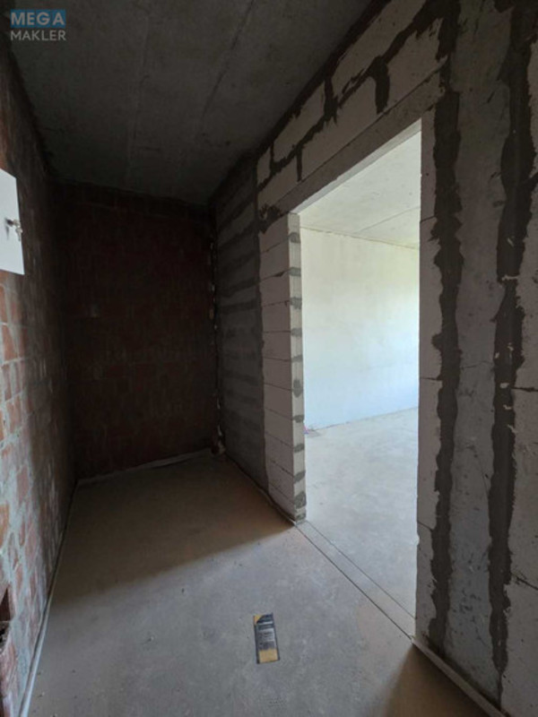 Продаж 1 кімнатної квартири (41/16/12), 2 пов. 10 пов. будинку, <a class="location-link" href="/kiev/" title="Недвижимость Київ">Київ</a>, <a class="location-link" href="/kiev/goloseevskij/" title="Недвижимость Голосіївський район">Голосіївський р-н</a>, Метрологическая ул., 107 (изображение 8)