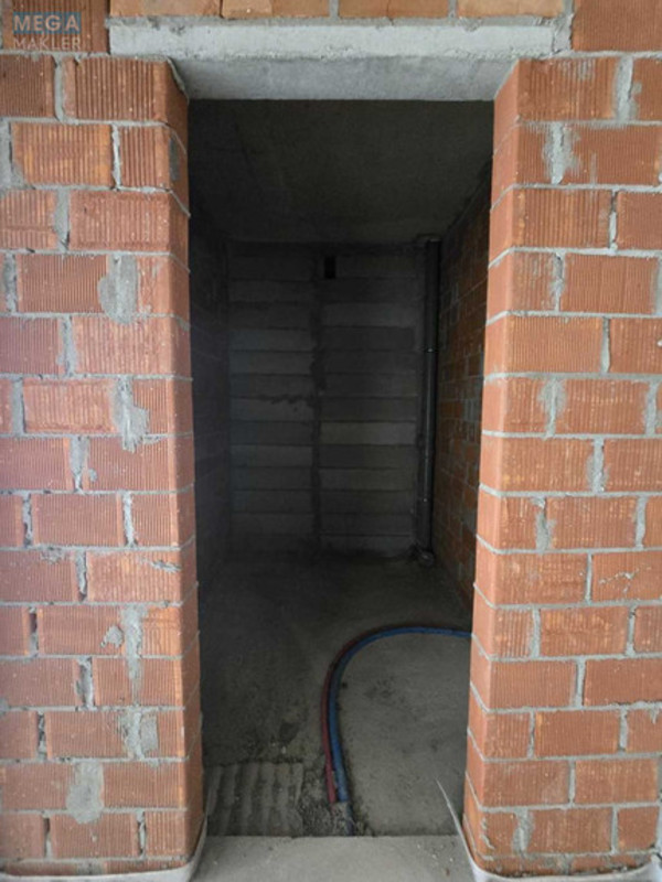 Продаж 1 кімнатної квартири (40/16/12), 5 пов. 10 пов. будинку, <a class="location-link" href="/kiev/" title="Недвижимость Київ">Київ</a>, <a class="location-link" href="/kiev/goloseevskij/" title="Недвижимость Голосіївський район">Голосіївський р-н</a>, Метрологическая ул., 107 (изображение 8)