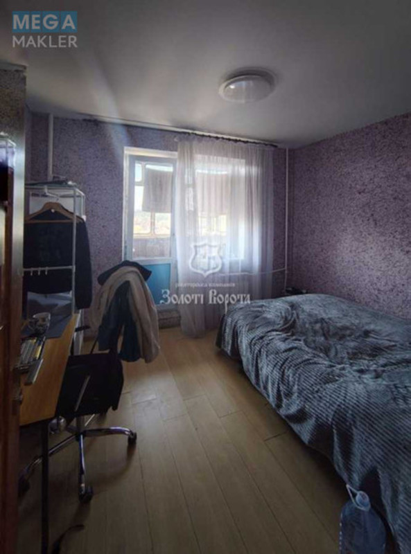 Продаж 3 кімнатної квартири (72/45/9), 7 пов. 9 пов. будинку, <a class="location-link" href="/kiev/" title="Недвижимость Київ">Київ</a>, <a class="location-link" href="/kiev/desnyanskij/" title="Недвижимость Деснянський район">Деснянський р-н</a>, Путивльська вул., 40 (изображение 5)