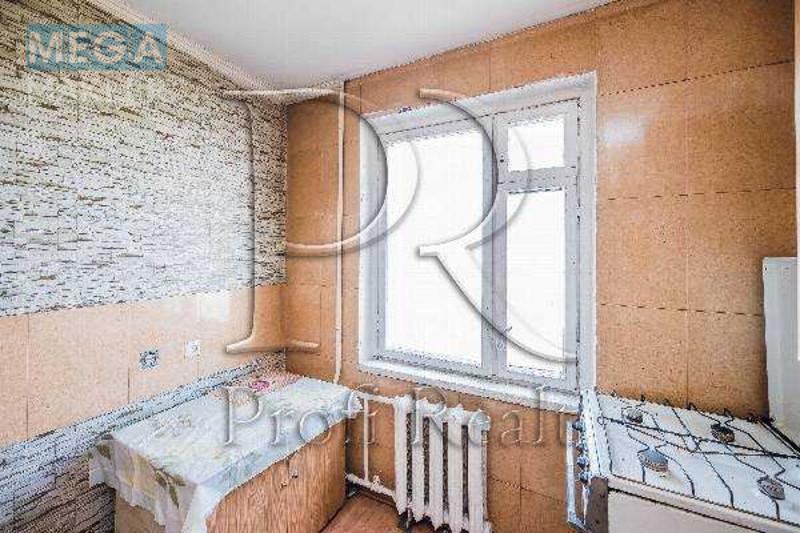 Продаж 2 кімнатної квартири (48/27/6), 10 пов. 12 пов. будинку, <a class="location-link" href="/kiev/" title="Недвижимость Київ">Київ</a>, <a class="location-link" href="/kiev/svyatoshinskij/" title="Недвижимость Святошинський район">Святошинський р-н</a>, Сімї Сосніних вул., 2Б (изображение 4)