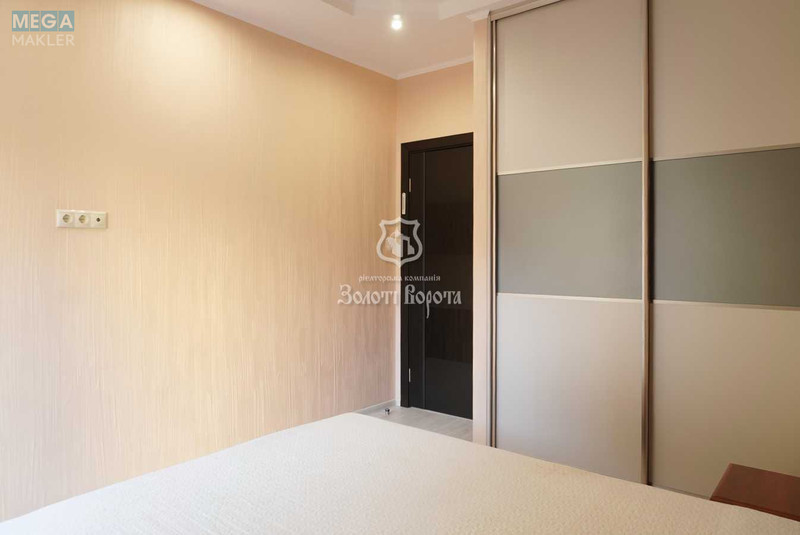 Продаж 1 кімнатної квартири (39,9/11,2/5,2), 5 пов. 8 пов. будинку, <a class="location-link" href="/kiev/" title="Недвижимость Київ">Київ</a>, <a class="location-link" href="/kiev/dneprovskij/" title="Недвижимость Дніпровський район">Дніпровський р-н</a>, Регенераторна вул., 4к12 (изображение 9)