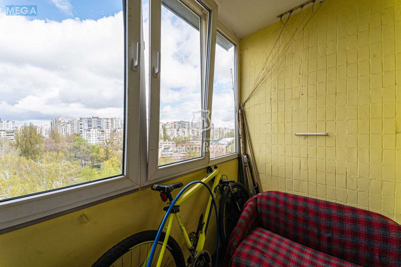 Продаж 2 кімнатної квартири (46,9/27/5,9), 9 пов. 9 пов. будинку, <a class="location-link" href="/kiev/" title="Недвижимость Київ">Київ</a>, <a class="location-link" href="/kiev/goloseevskij/" title="Недвижимость Голосіївський район">Голосіївський р-н</a>, Лятошинського вул., 26Б (изображение 6)